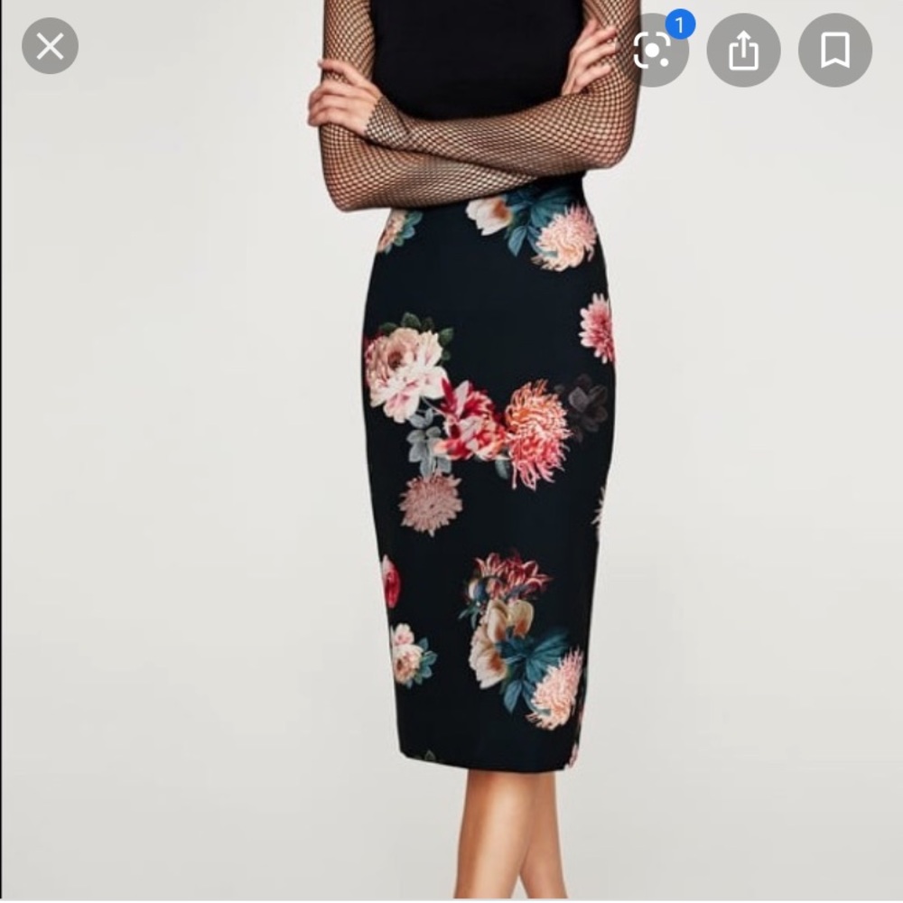 Zara Black Floral Print Midi Skirt